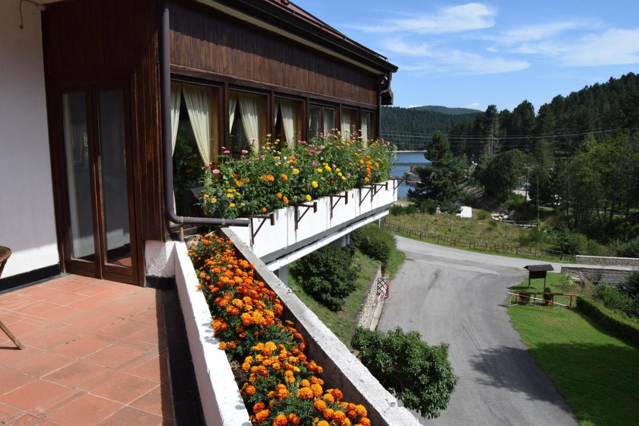 Hotel Lo Sciatore Cotronei Eksteriør bilde